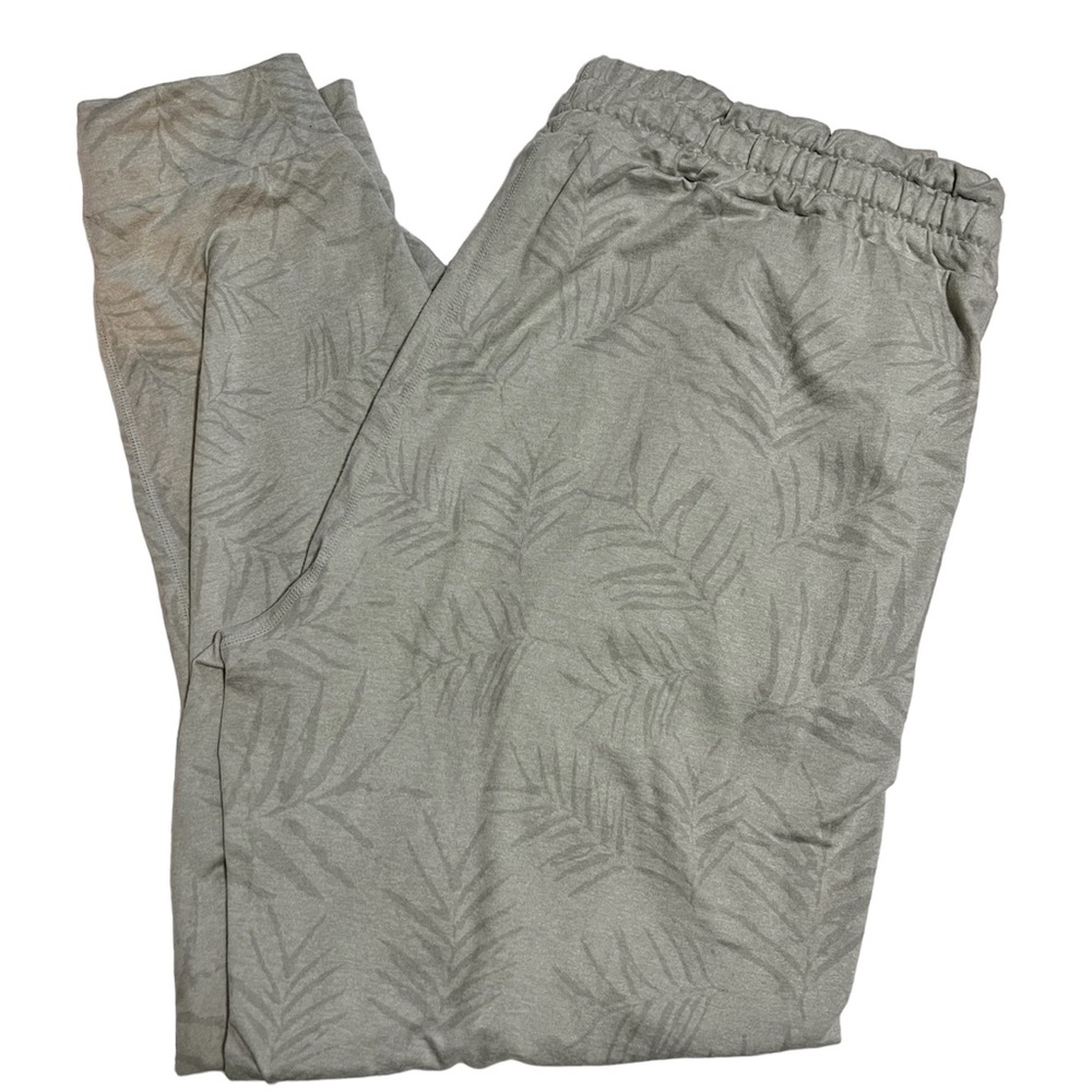 Vuori women’s joggers XL, EUC